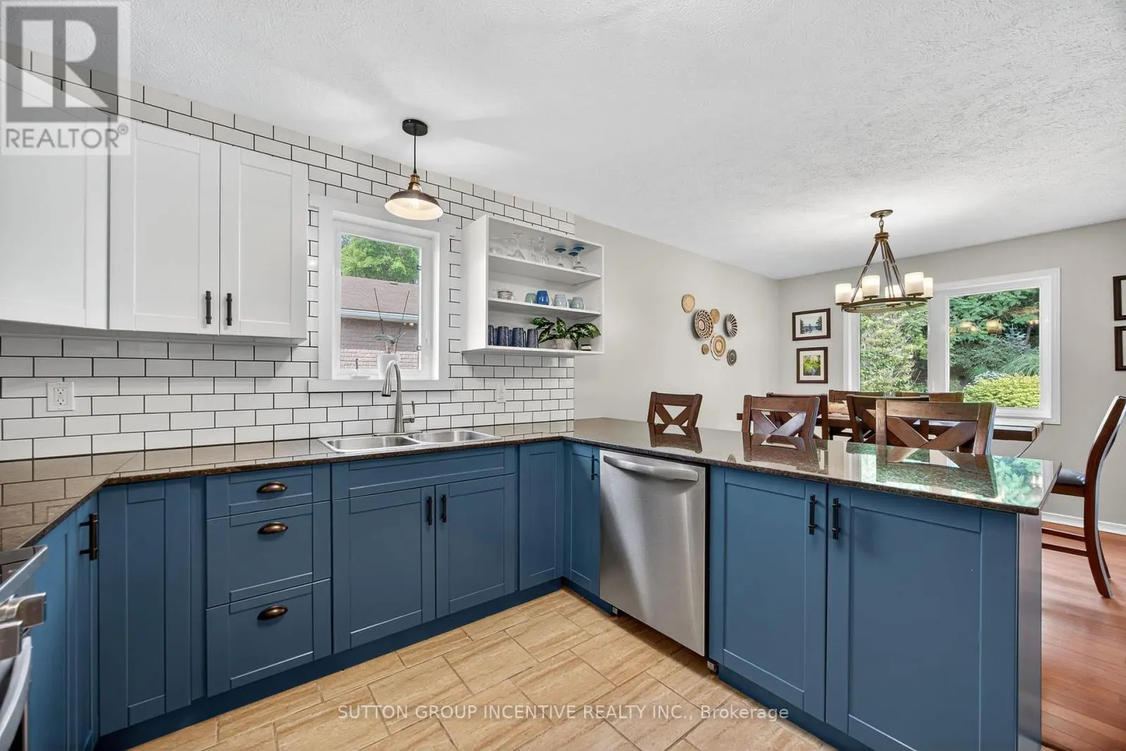 1084 HARBOURVIEW DRIVE