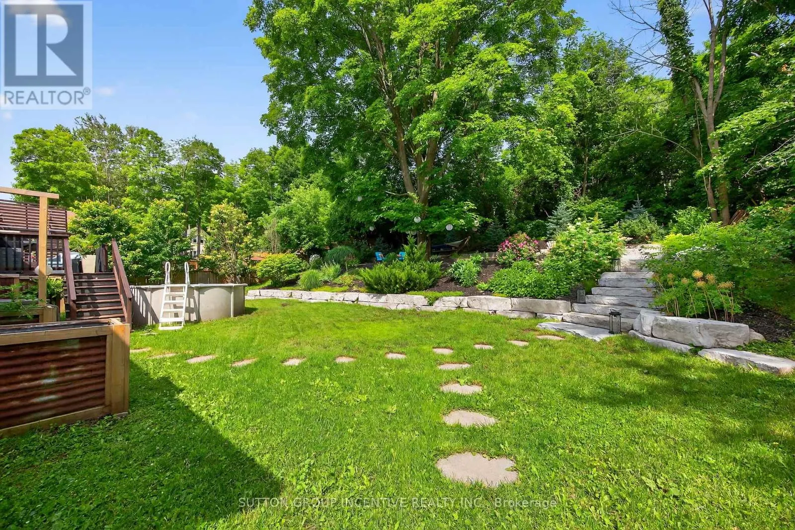 1084 HARBOURVIEW DRIVE