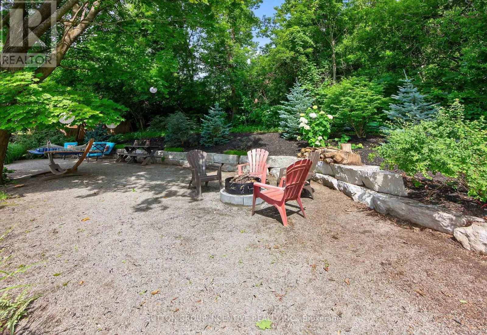1084 HARBOURVIEW DRIVE