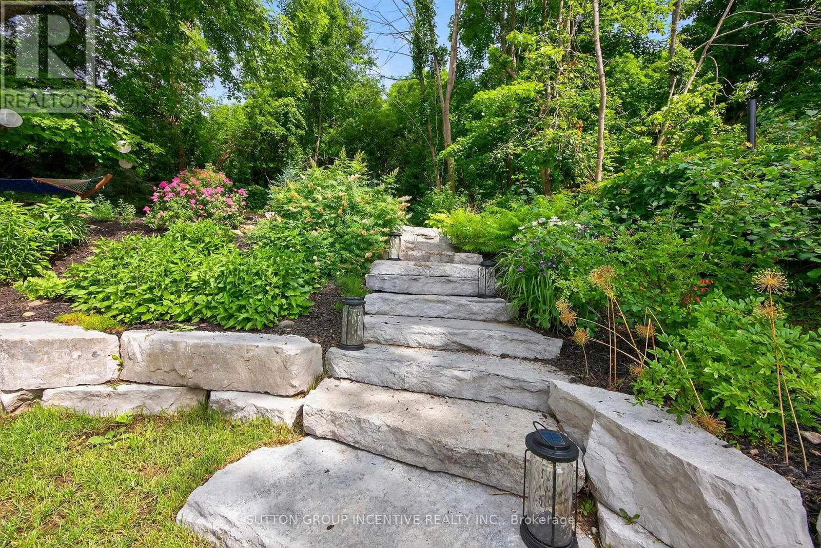 1084 HARBOURVIEW DRIVE