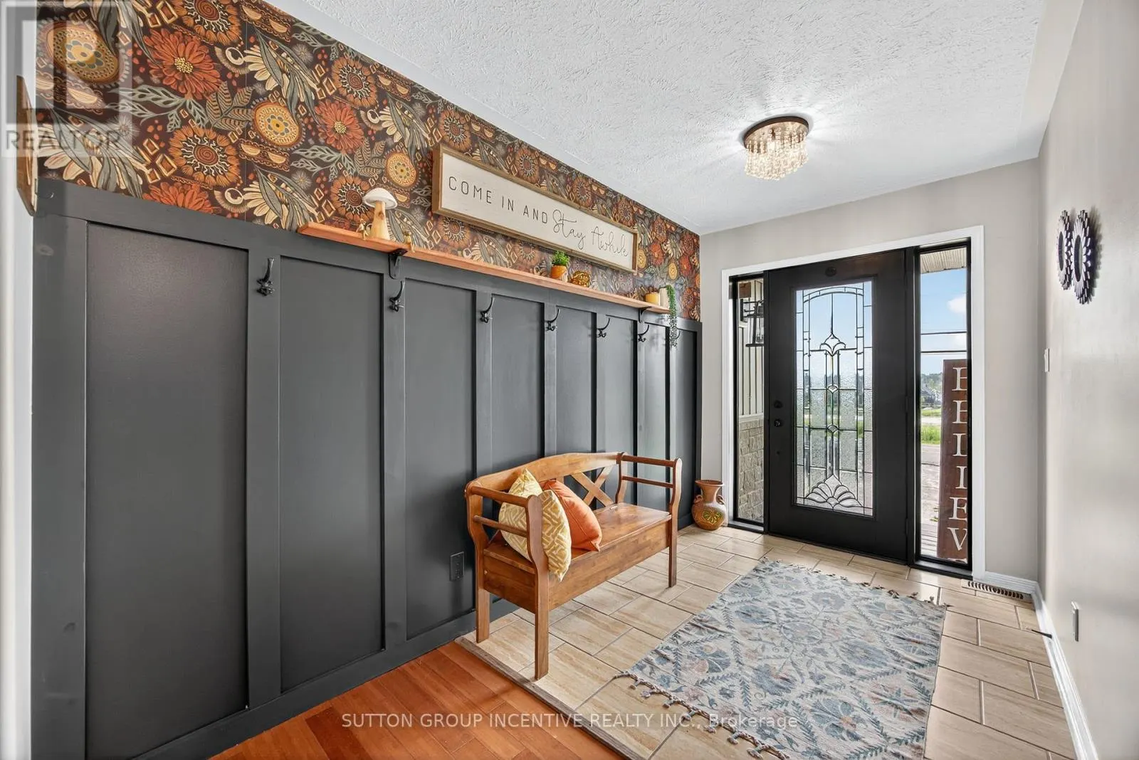 1084 HARBOURVIEW DRIVE