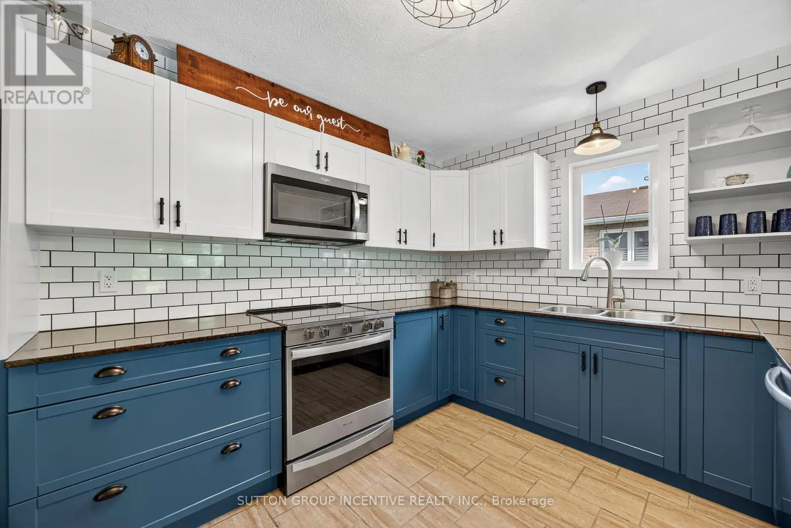 1084 HARBOURVIEW DRIVE