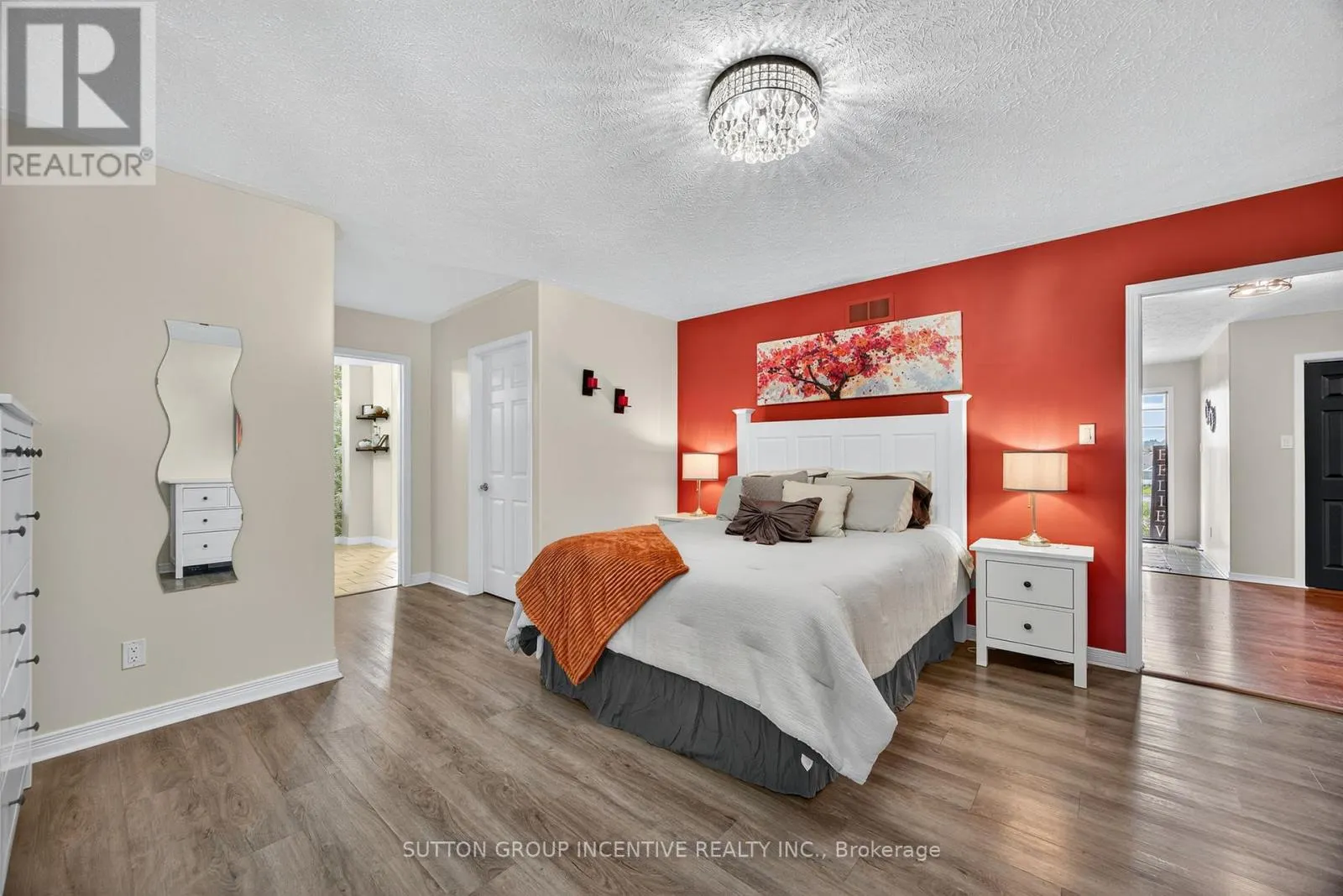 1084 HARBOURVIEW DRIVE