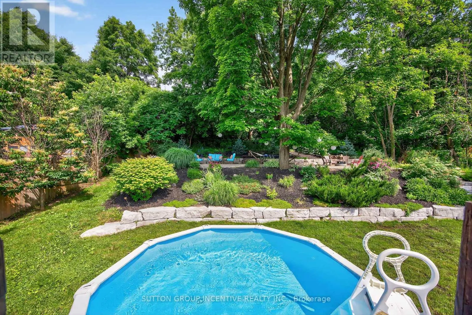 1084 HARBOURVIEW DRIVE