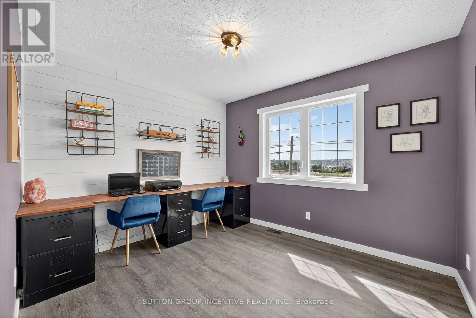1084 HARBOURVIEW DRIVE