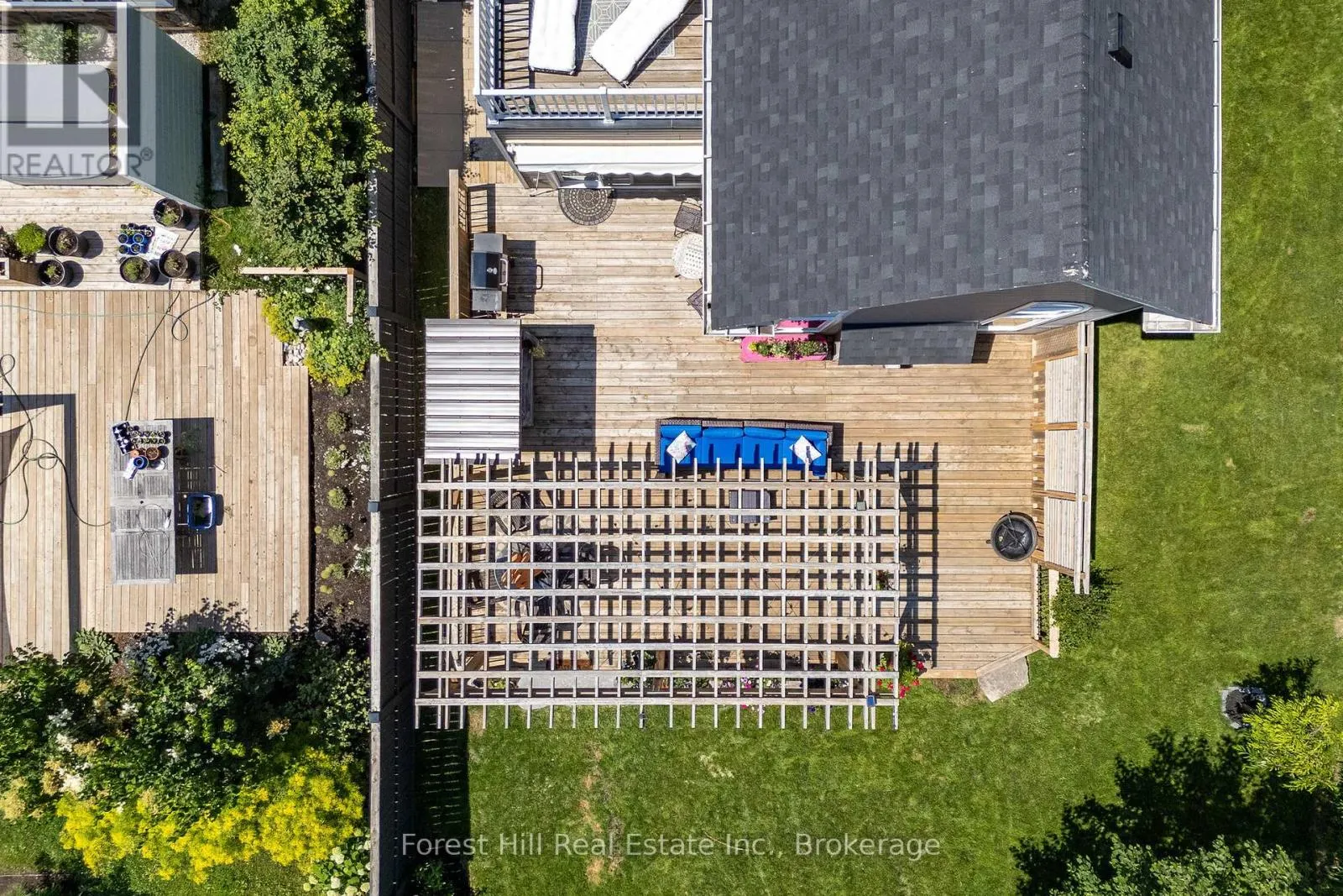 62 SILVER CRESCENT