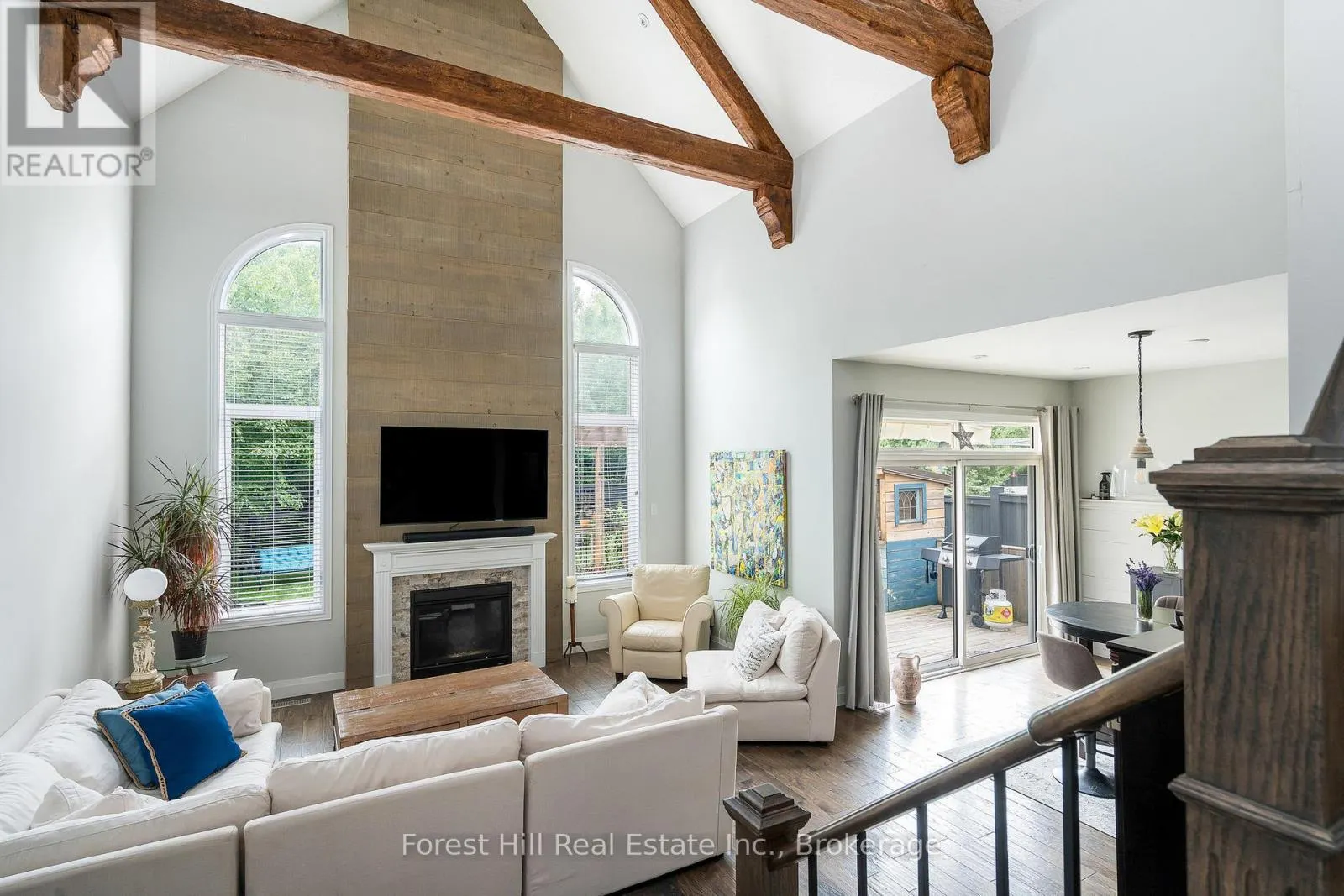 62 SILVER CRESCENT