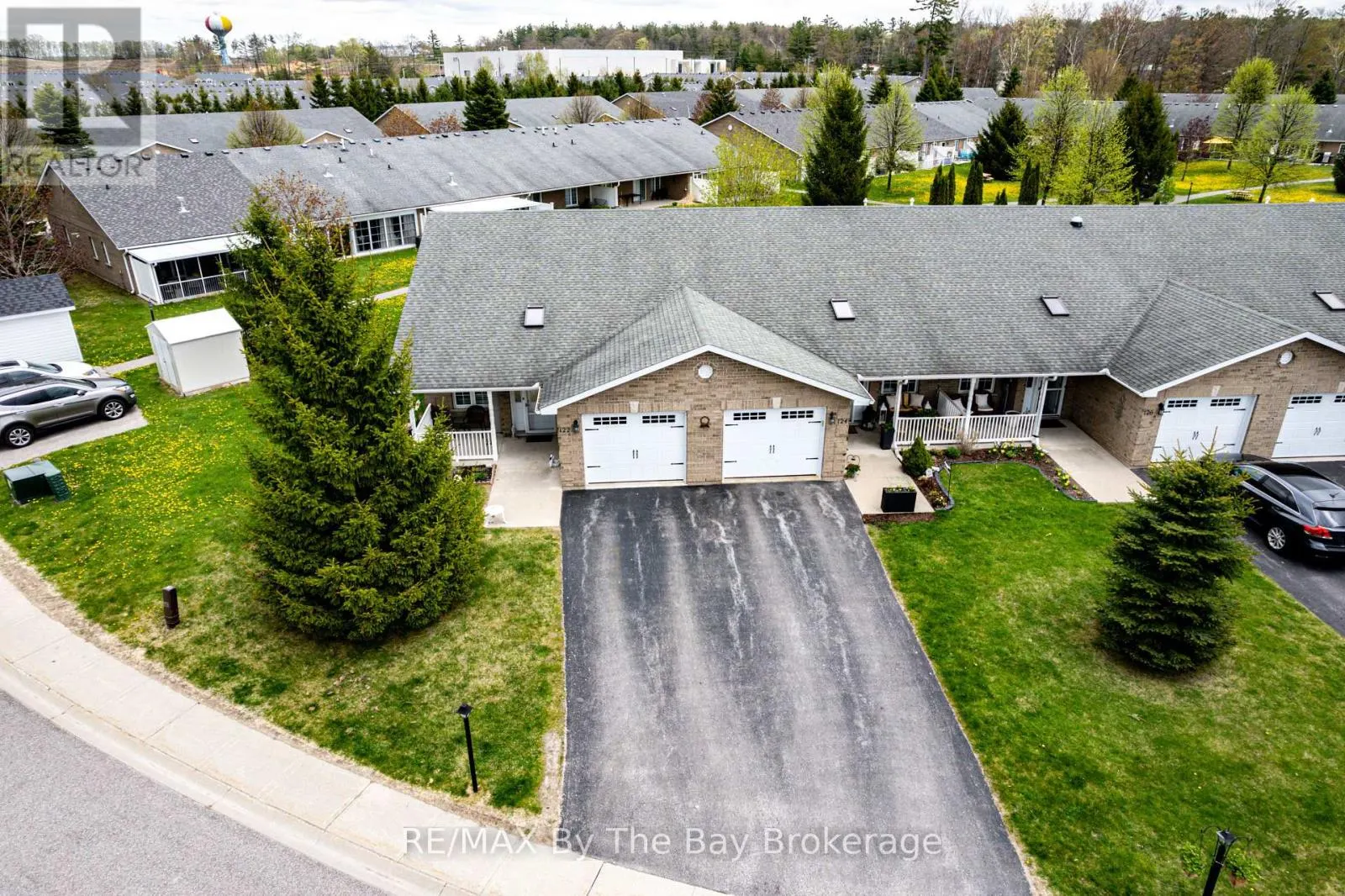 122 MEADOW LANE