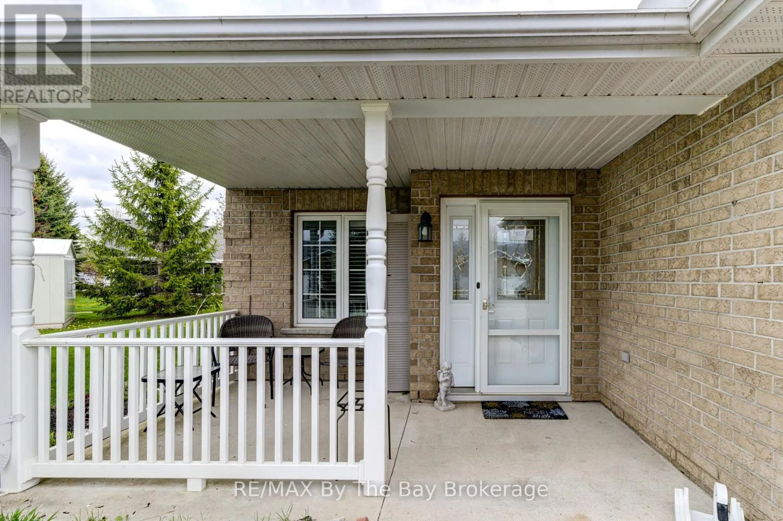 122 MEADOW LANE