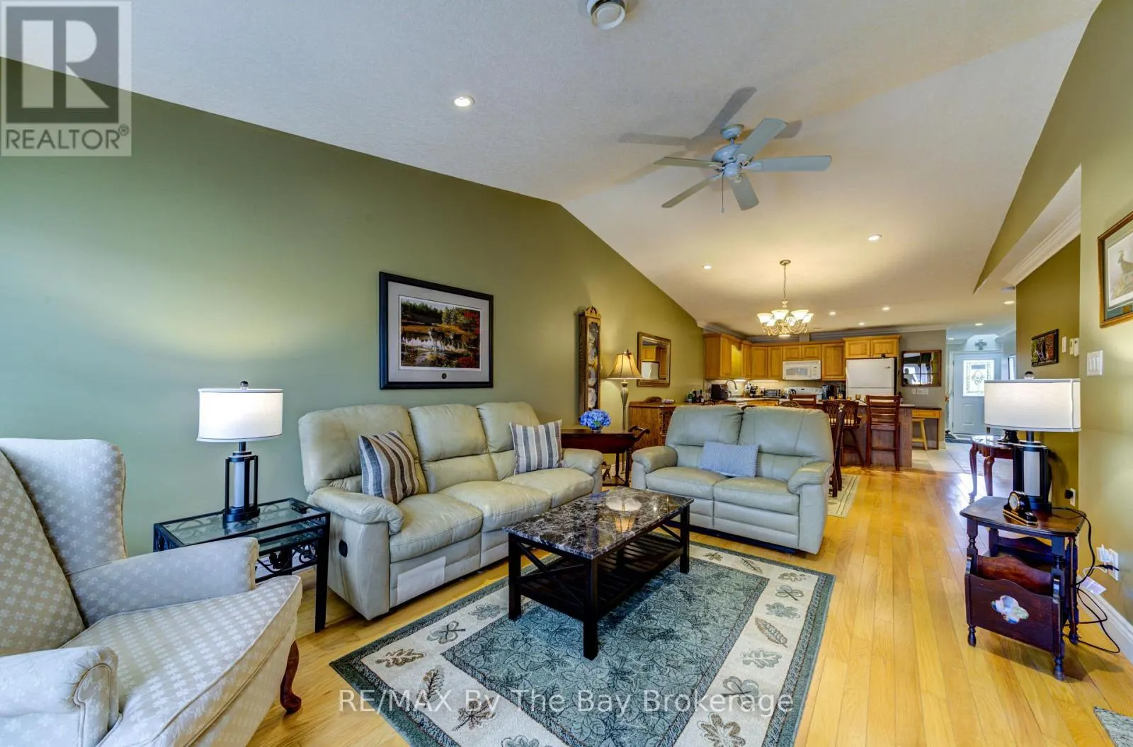 122 MEADOW LANE