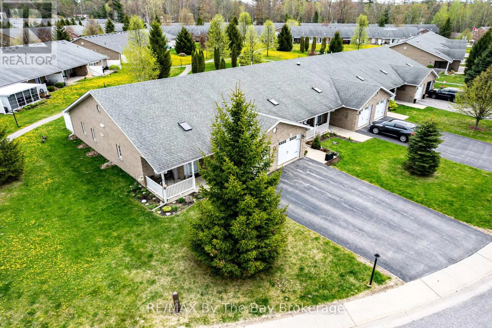 122 MEADOW LANE