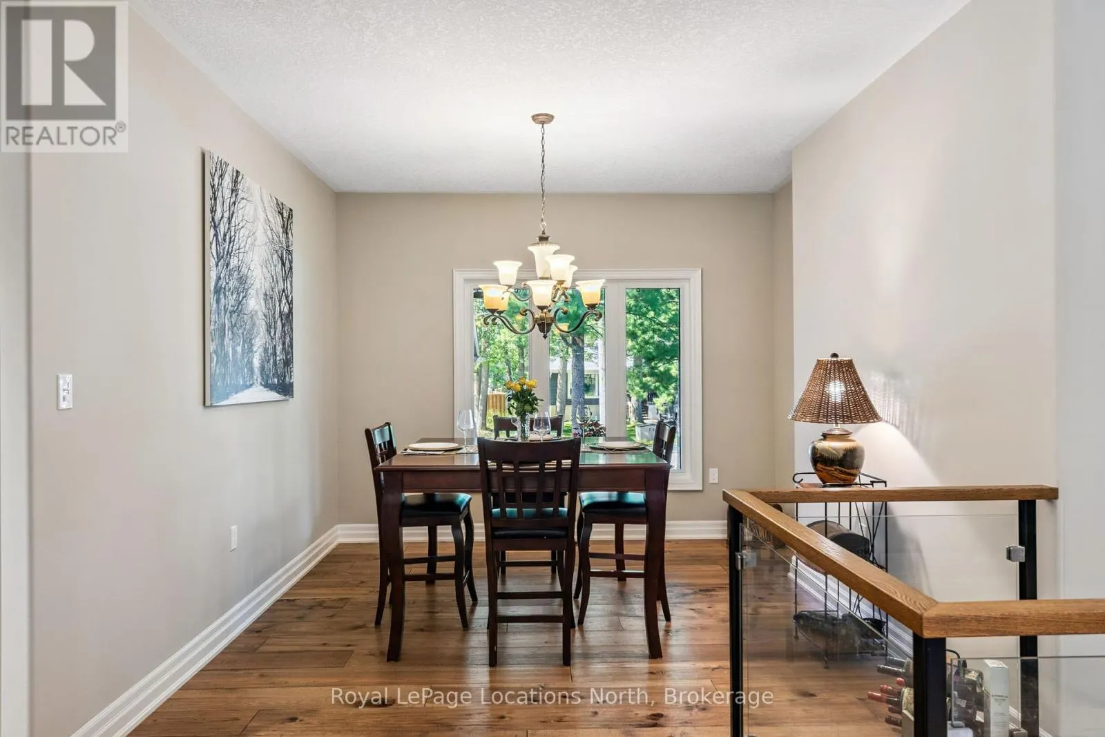 77 KNOX ROAD W