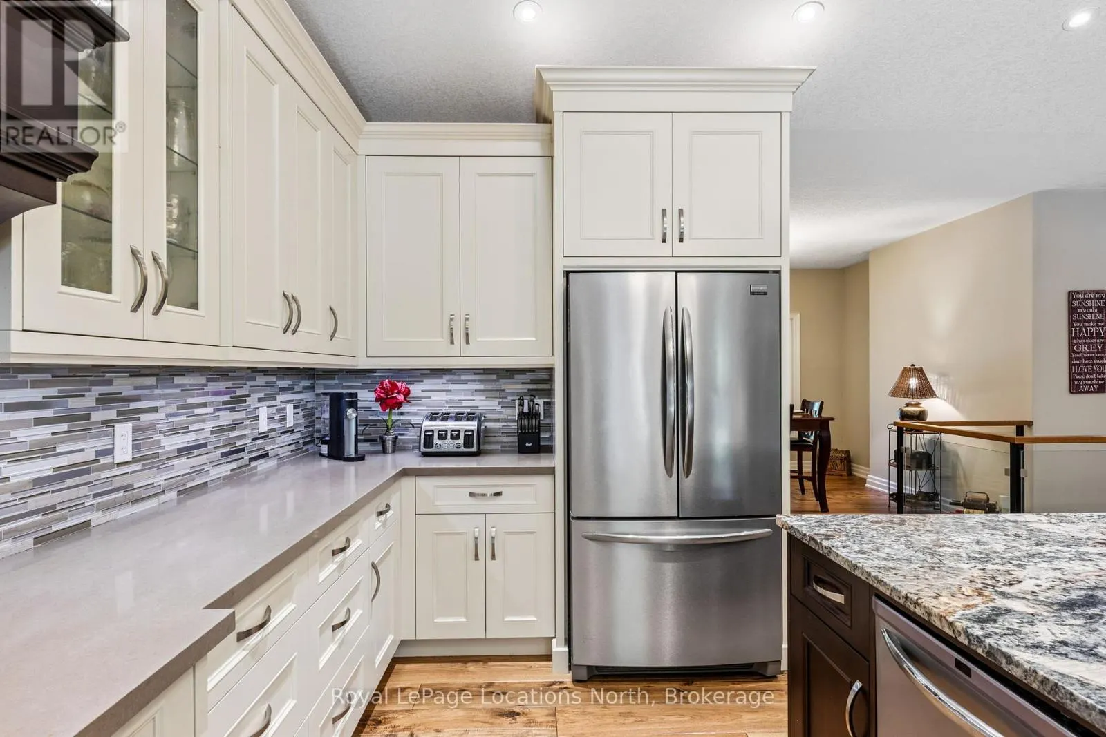 77 KNOX ROAD W