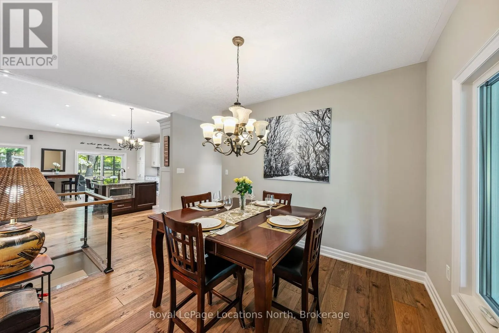 77 KNOX ROAD W