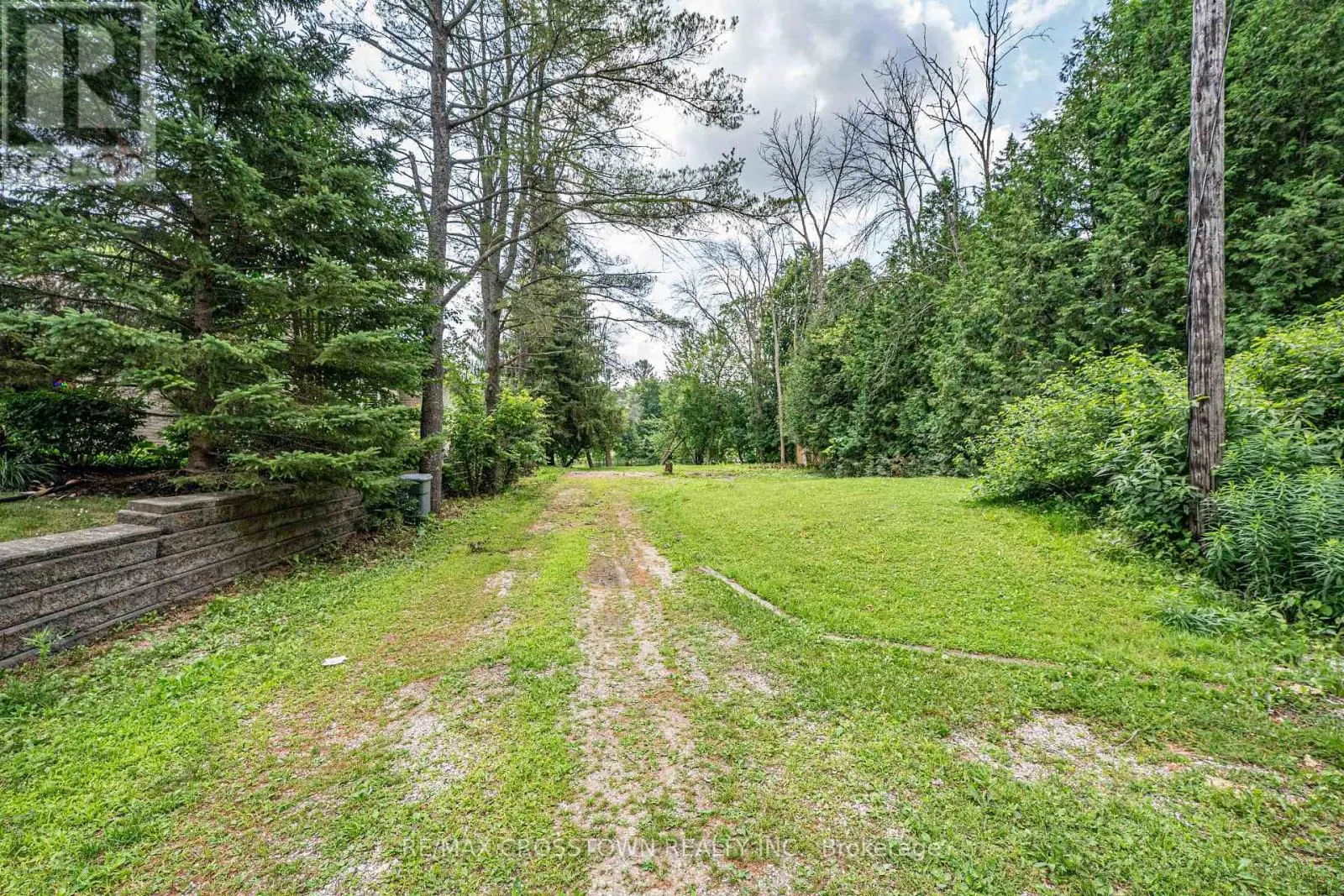 1705 PENINSULA PT ROAD
