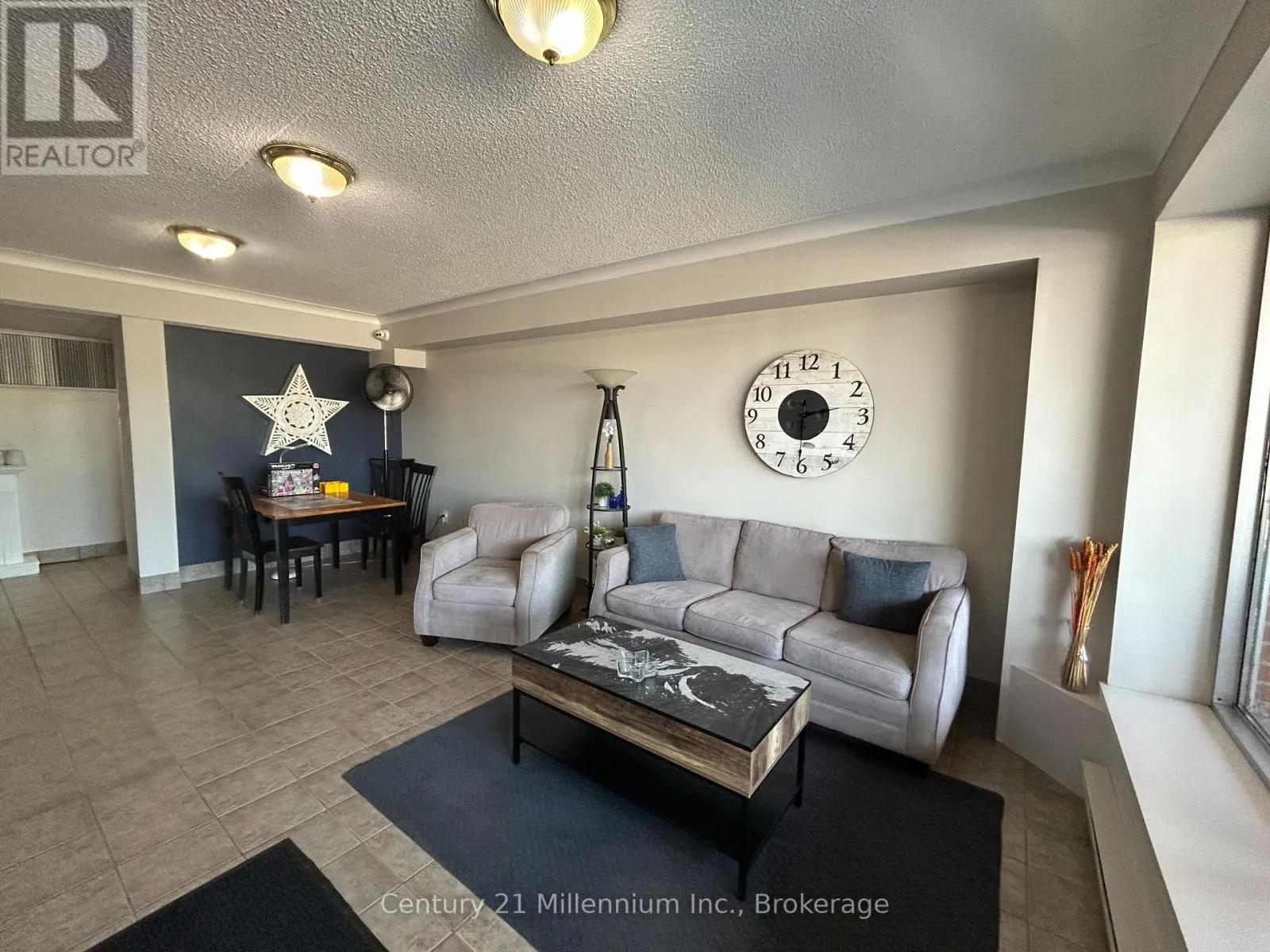 202 - 460 ONTARIO STREET, #202