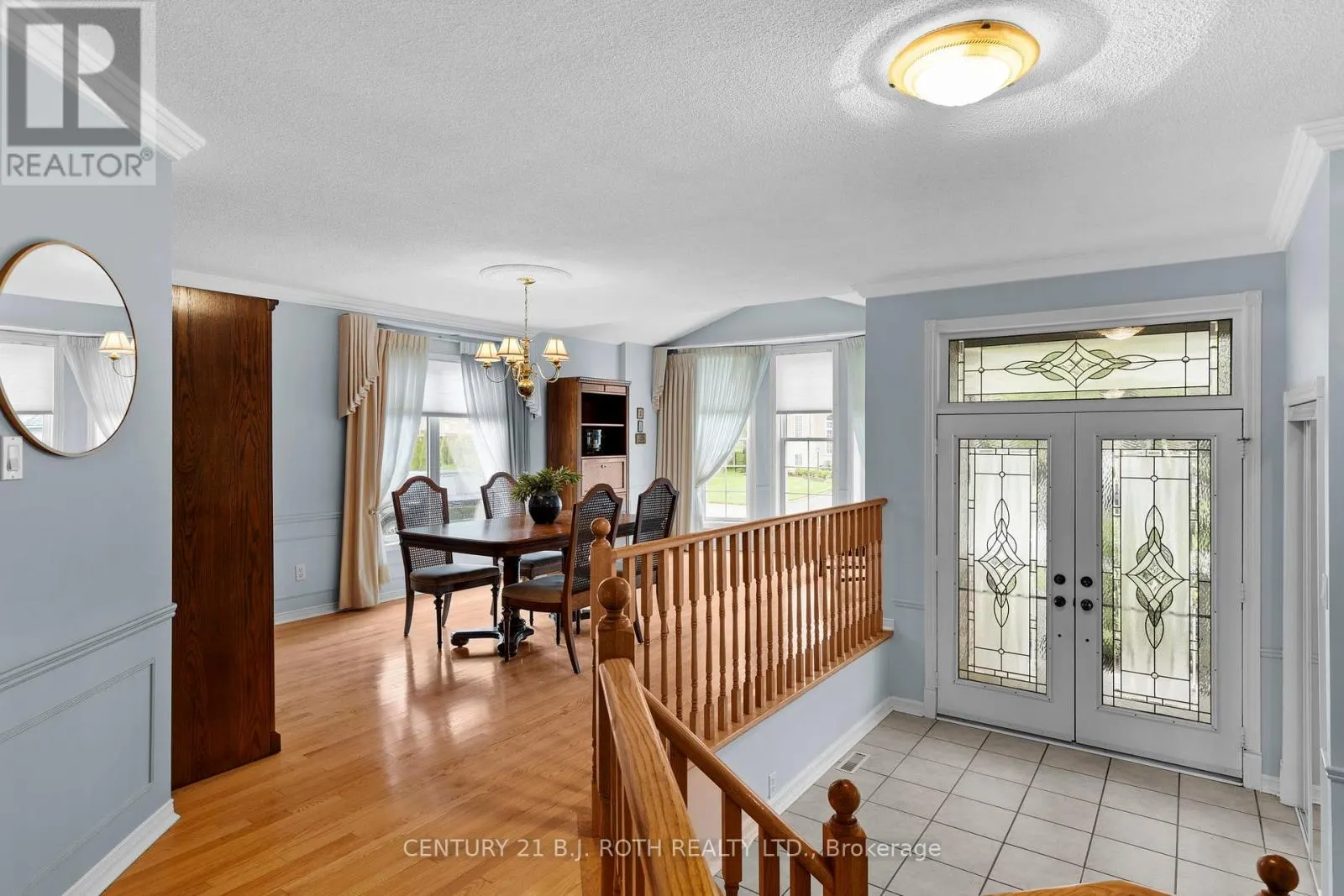 7 TRAILWOOD PLACE