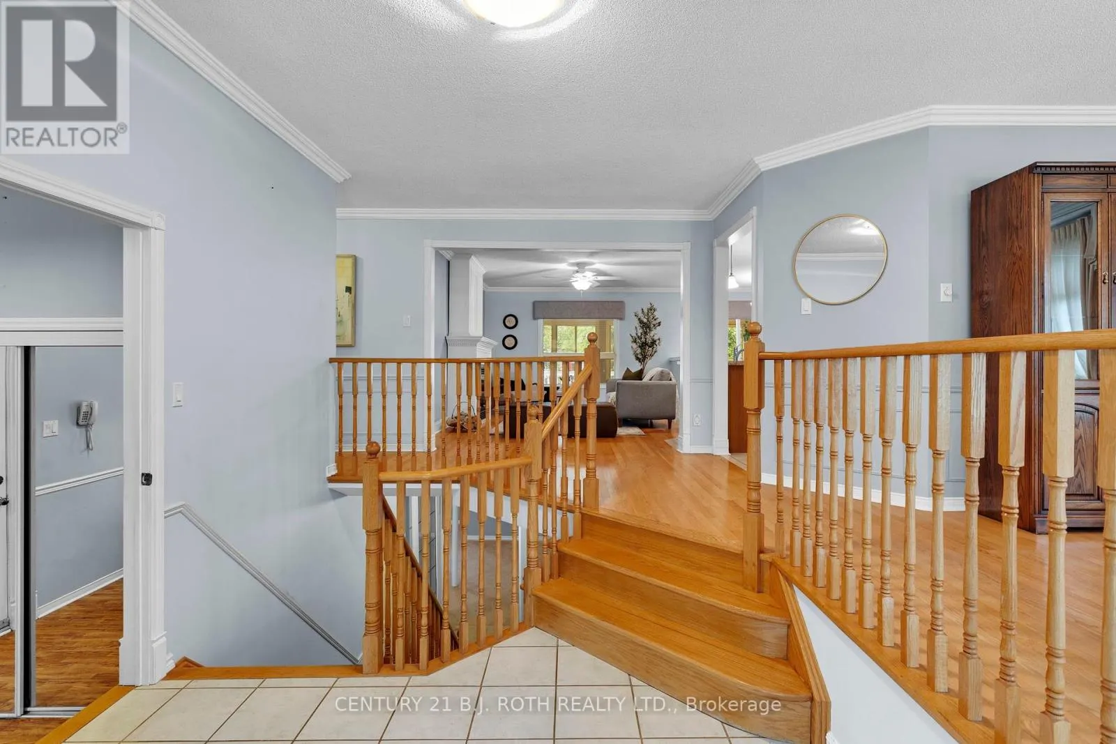 7 TRAILWOOD PLACE