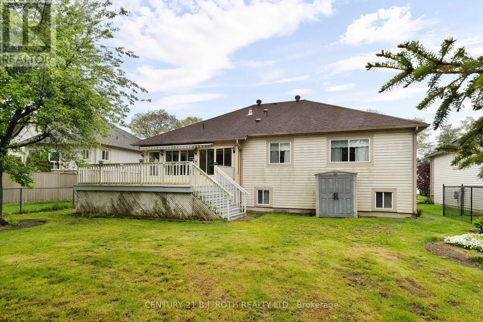 7 TRAILWOOD PLACE