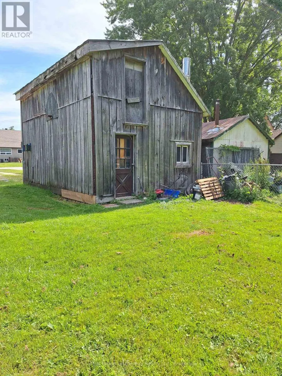 215 CEDAR STREET