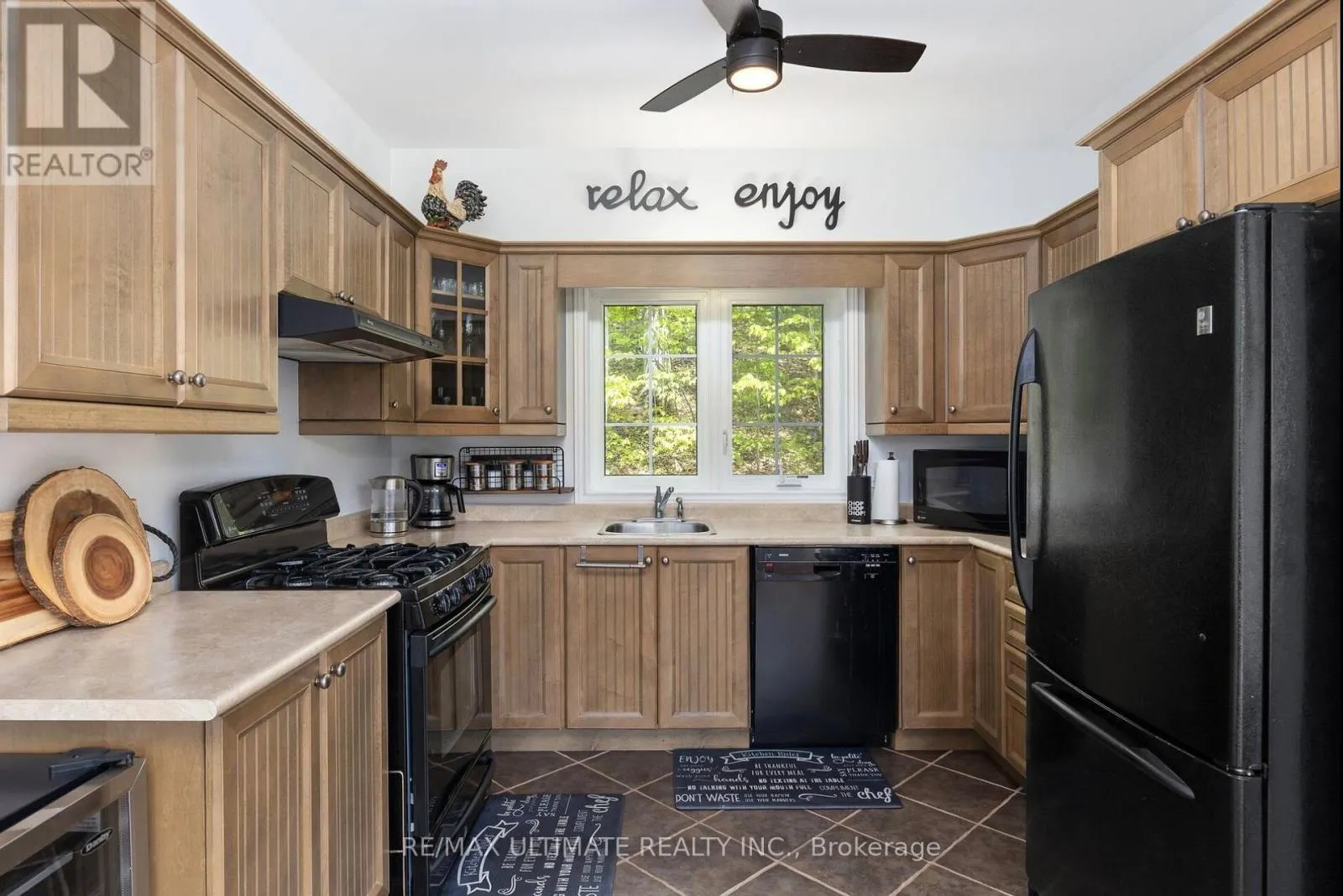 157 FARLAIN LAKE ROAD W