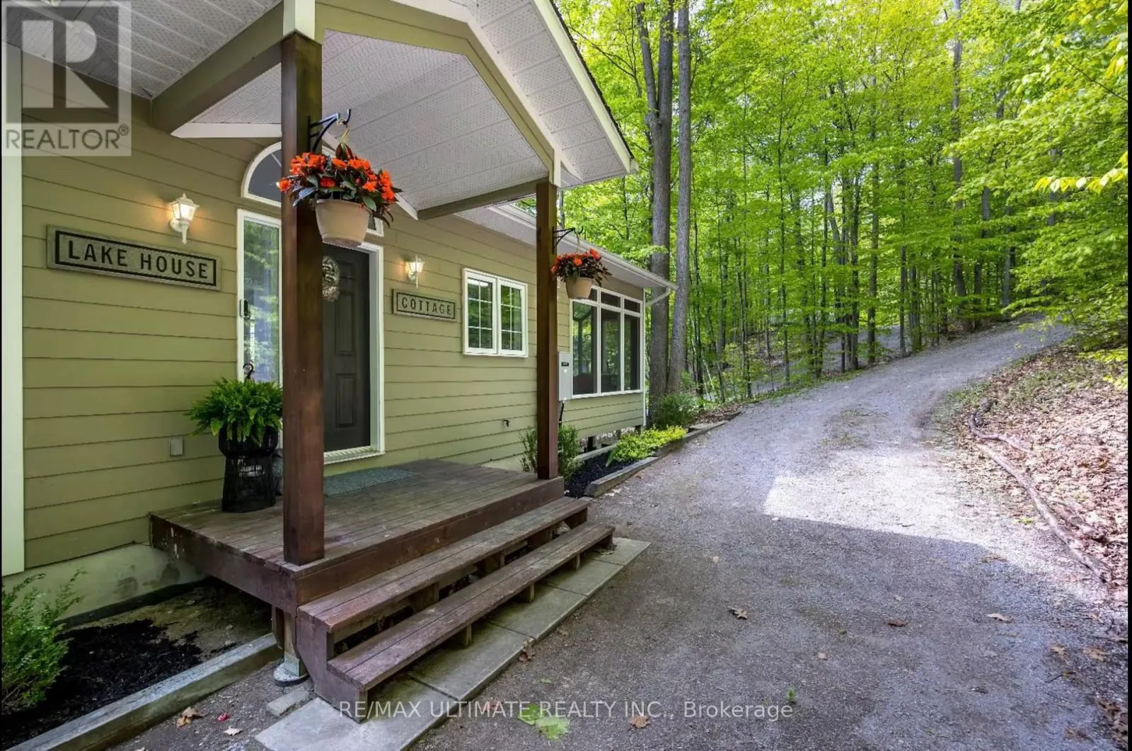 157 FARLAIN LAKE ROAD W