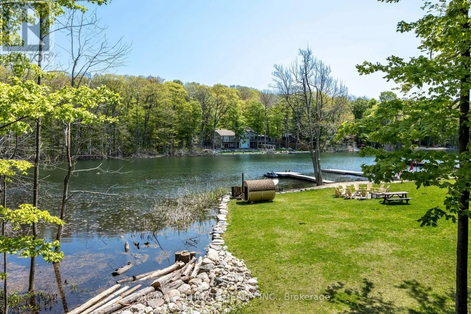 157 FARLAIN LAKE ROAD W