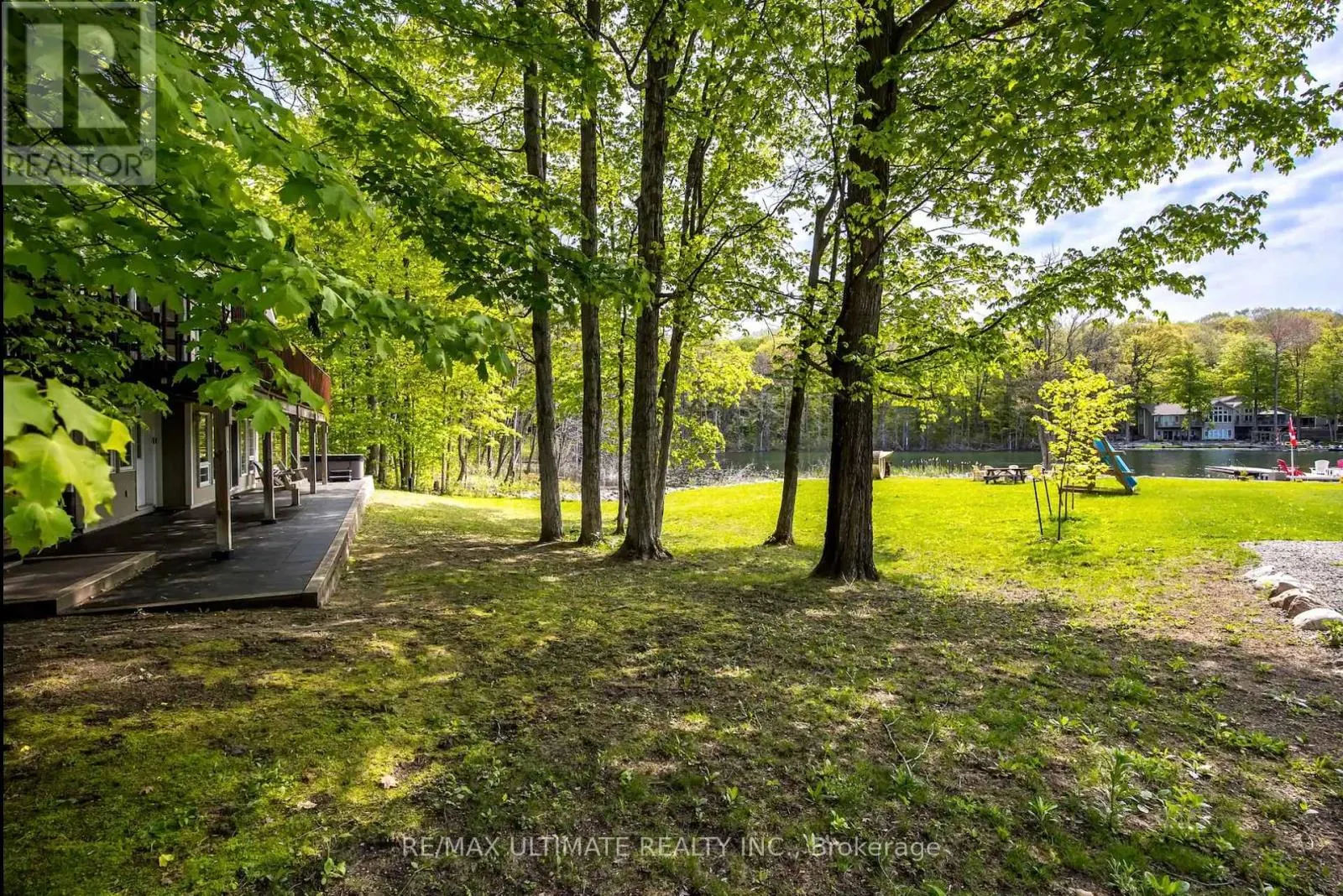 157 FARLAIN LAKE ROAD W