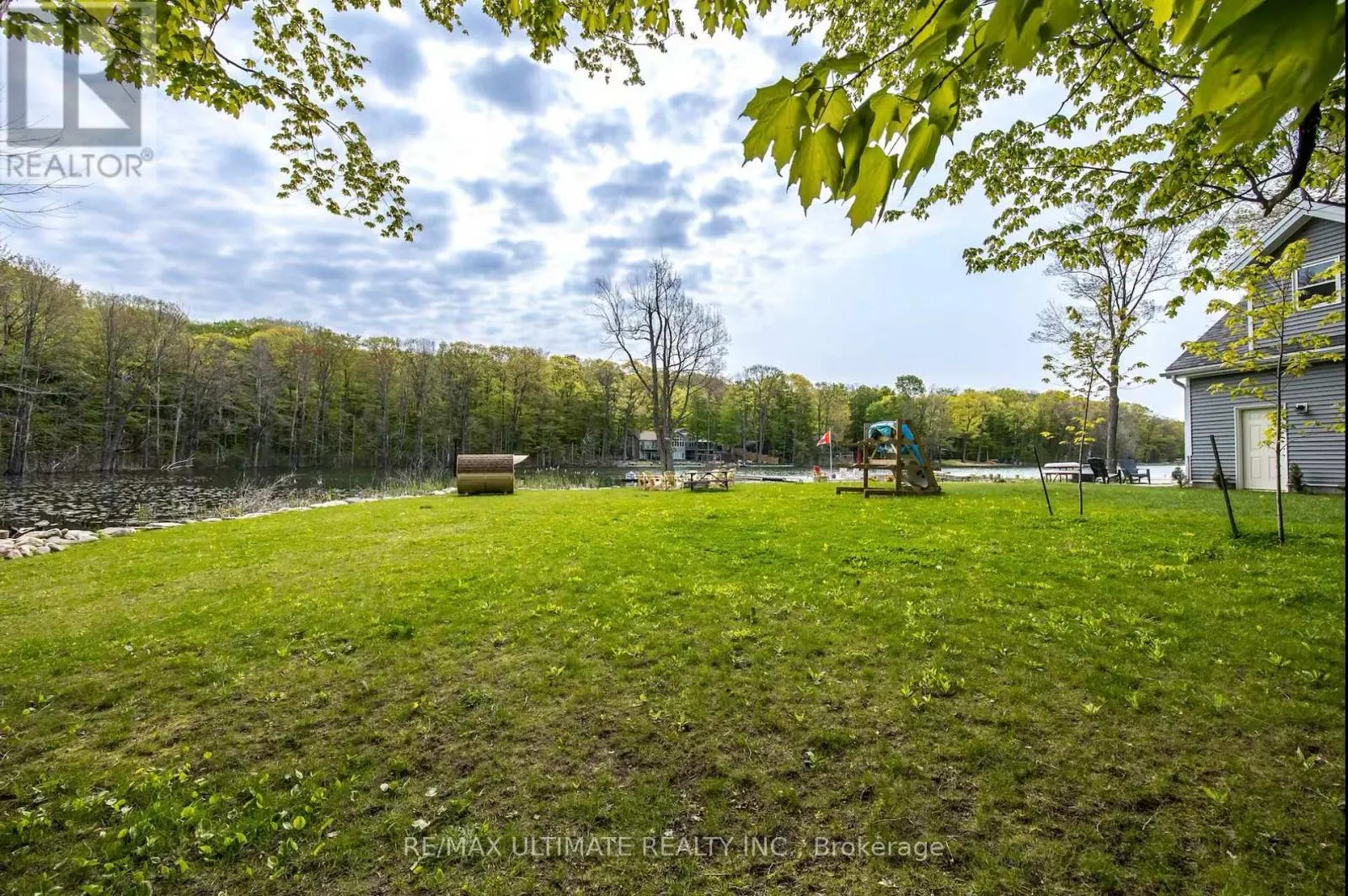 157 FARLAIN LAKE ROAD W