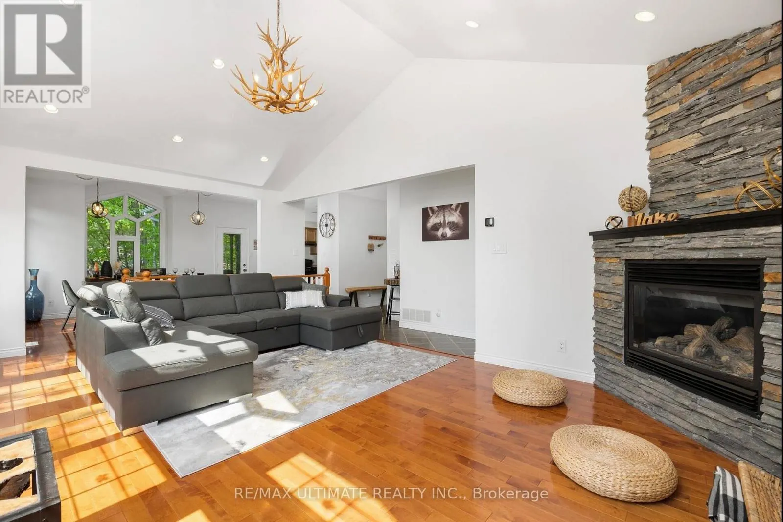 157 FARLAIN LAKE ROAD W