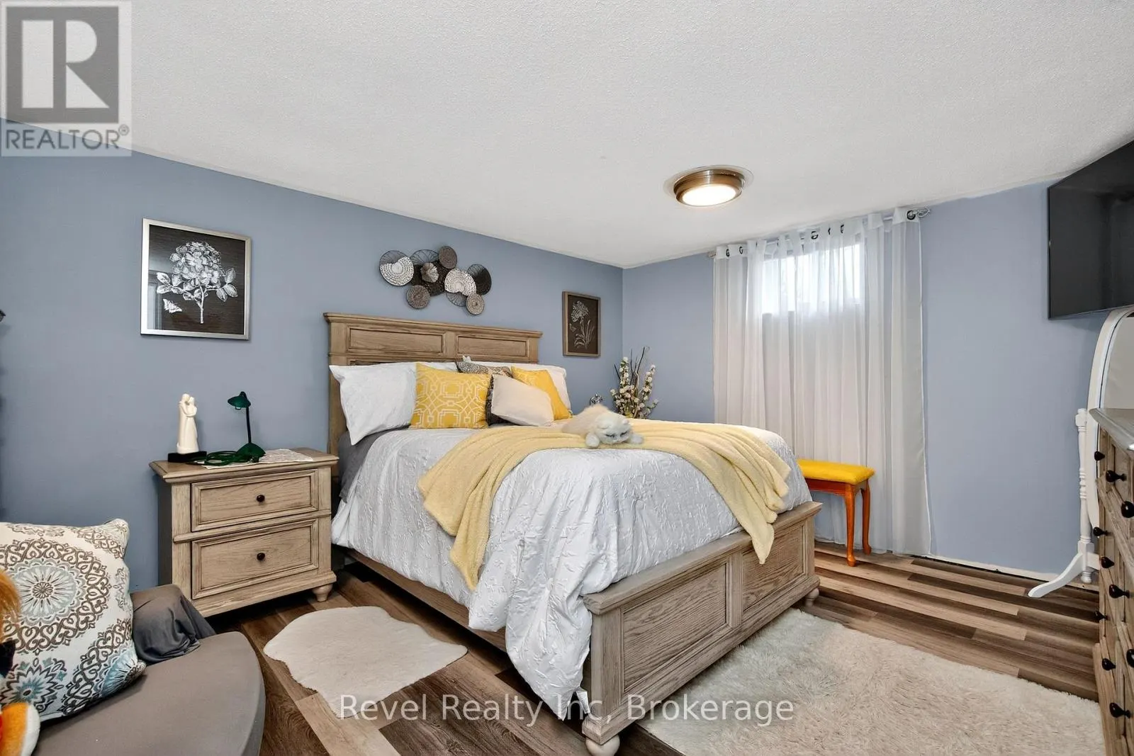 10 JAMIESON CRESCENT