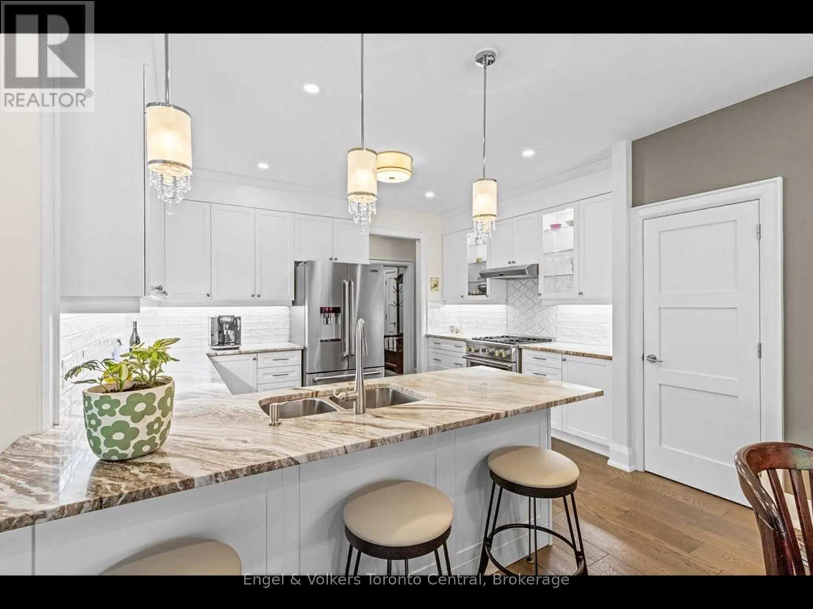 81 SPRUCE STREET