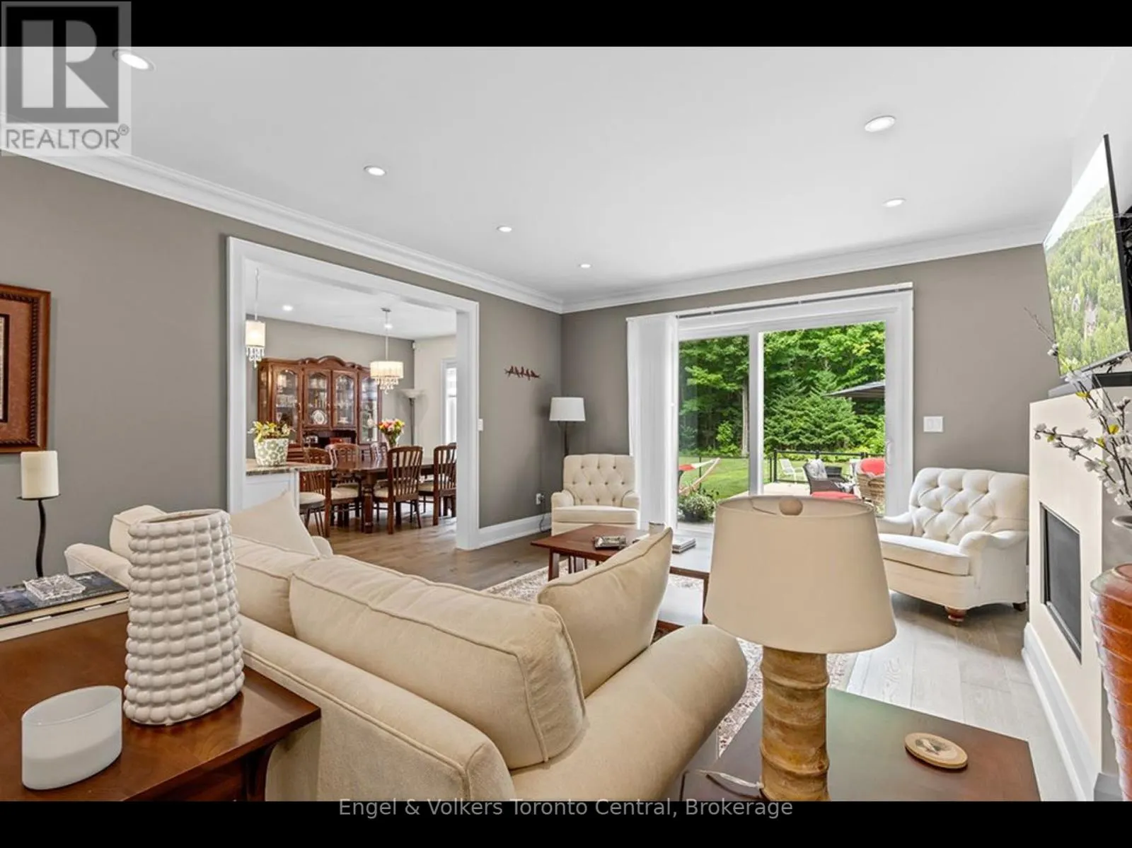 81 SPRUCE STREET