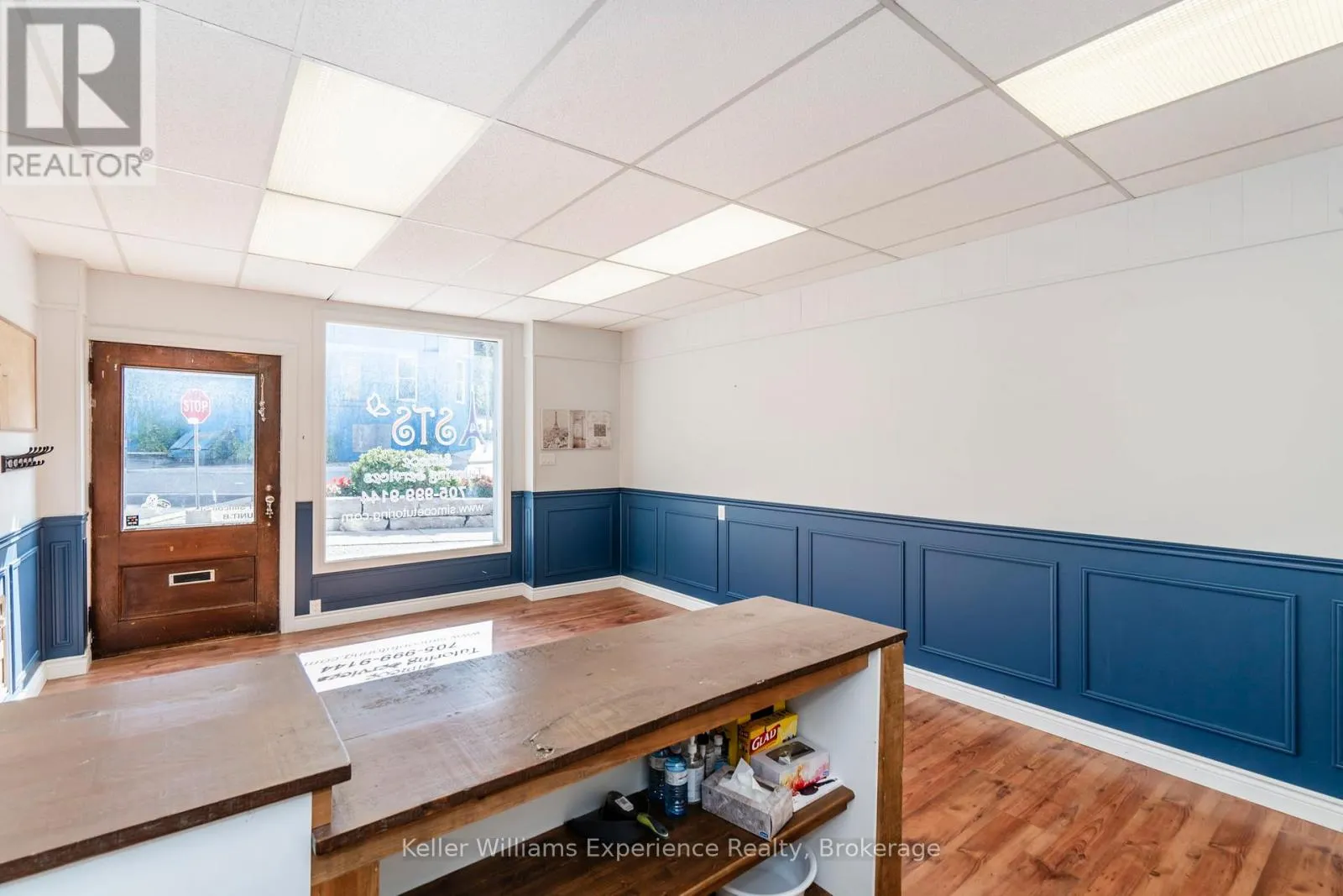 1 SIMCOE STREET