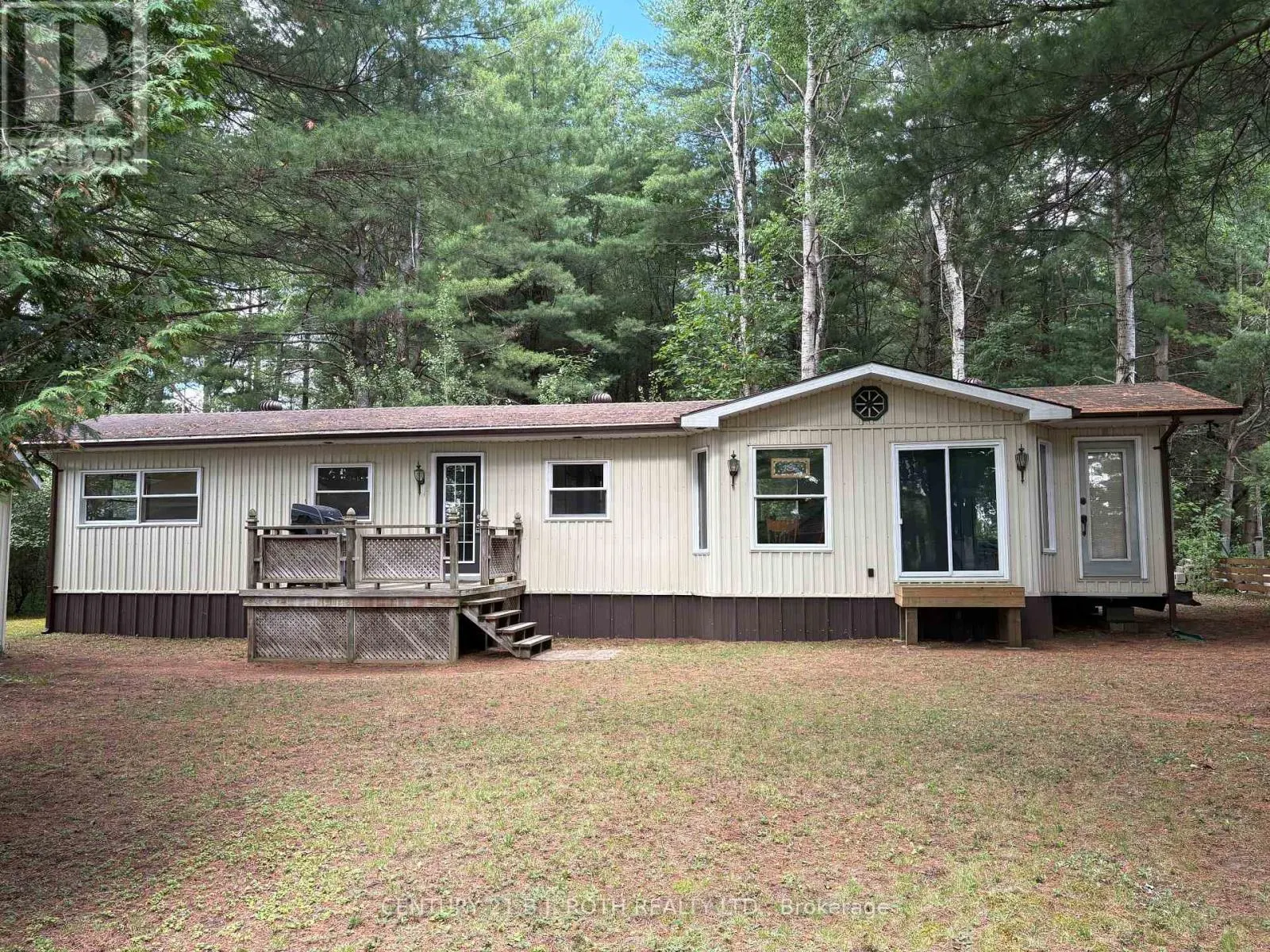 81 - 5216 90 COUNTY ROAD