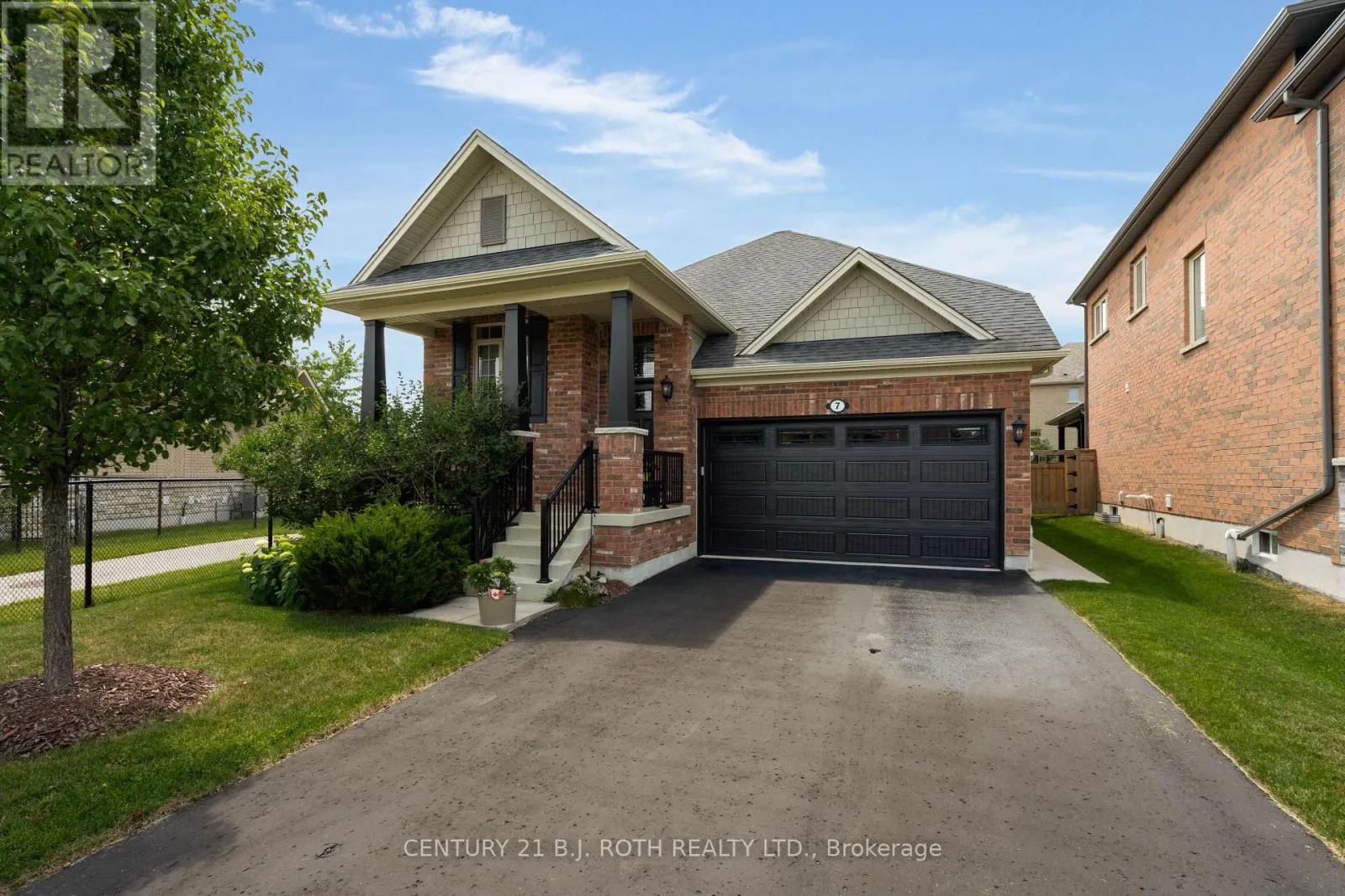 7 CAMERON STREET