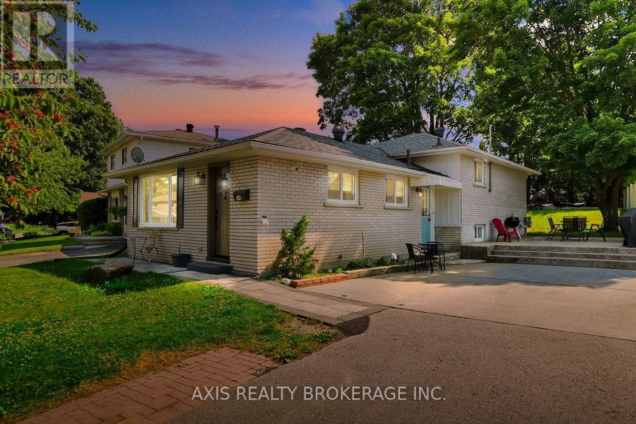 146 WOODLAND DRIVE