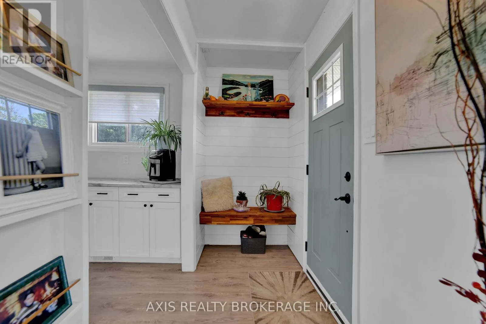 146 WOODLAND DRIVE