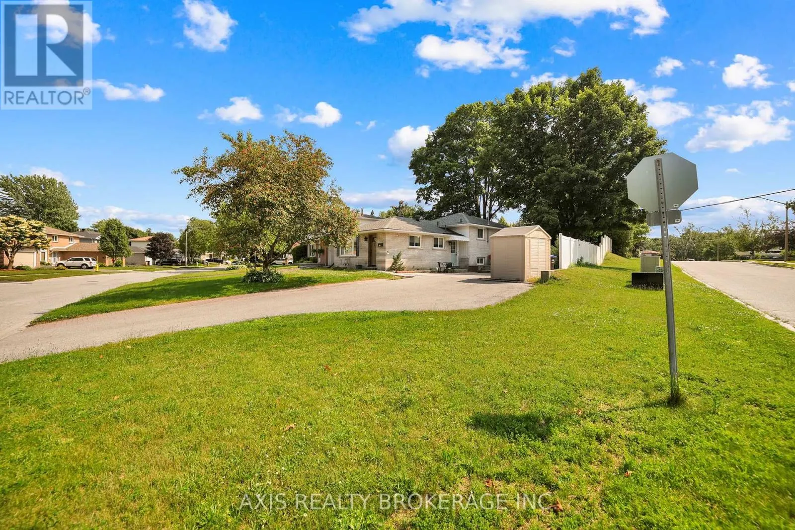 146 WOODLAND DRIVE
