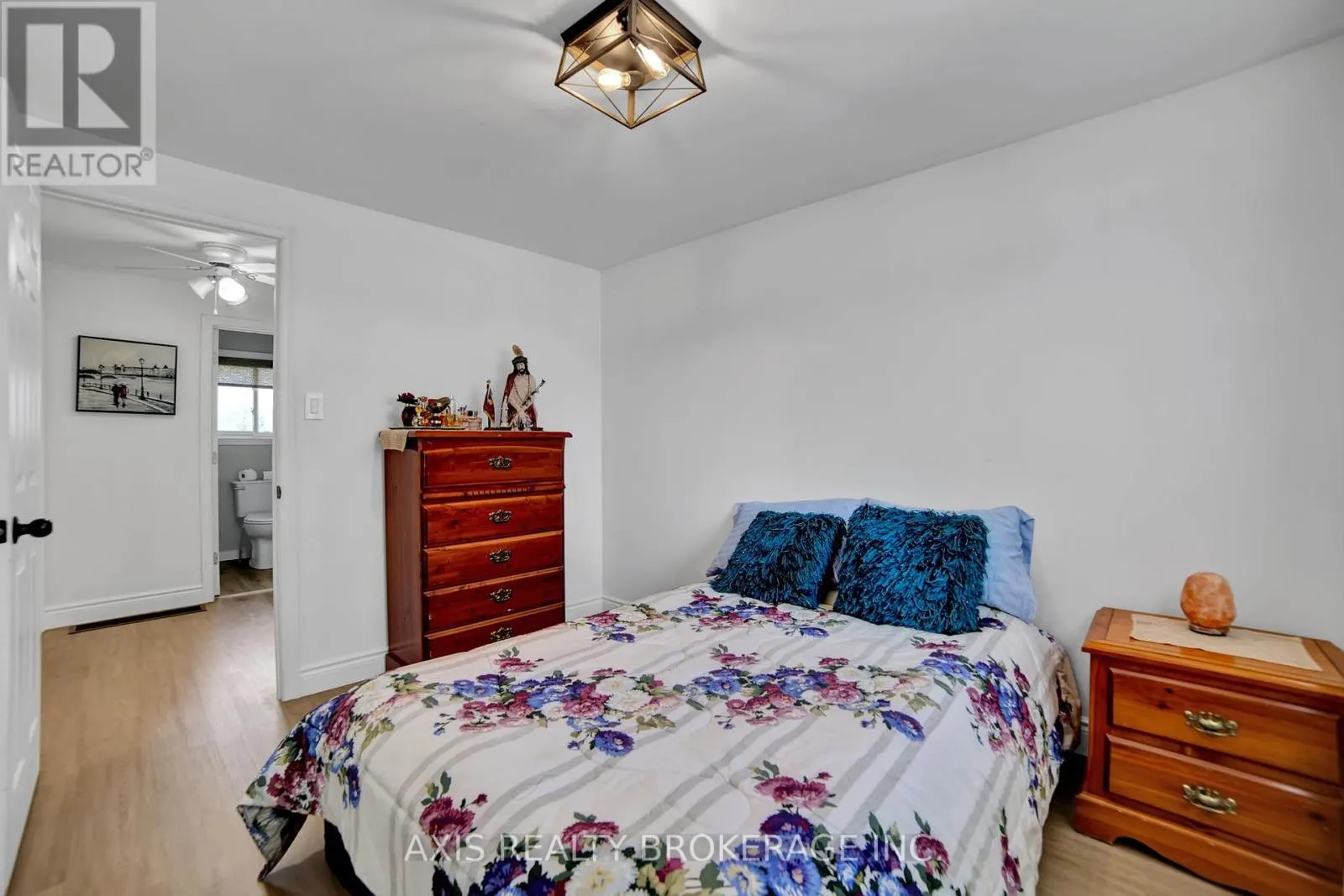 146 WOODLAND DRIVE