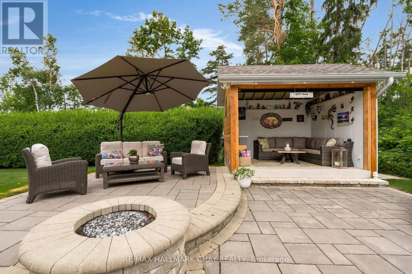 146 LAKESHORE ROAD W