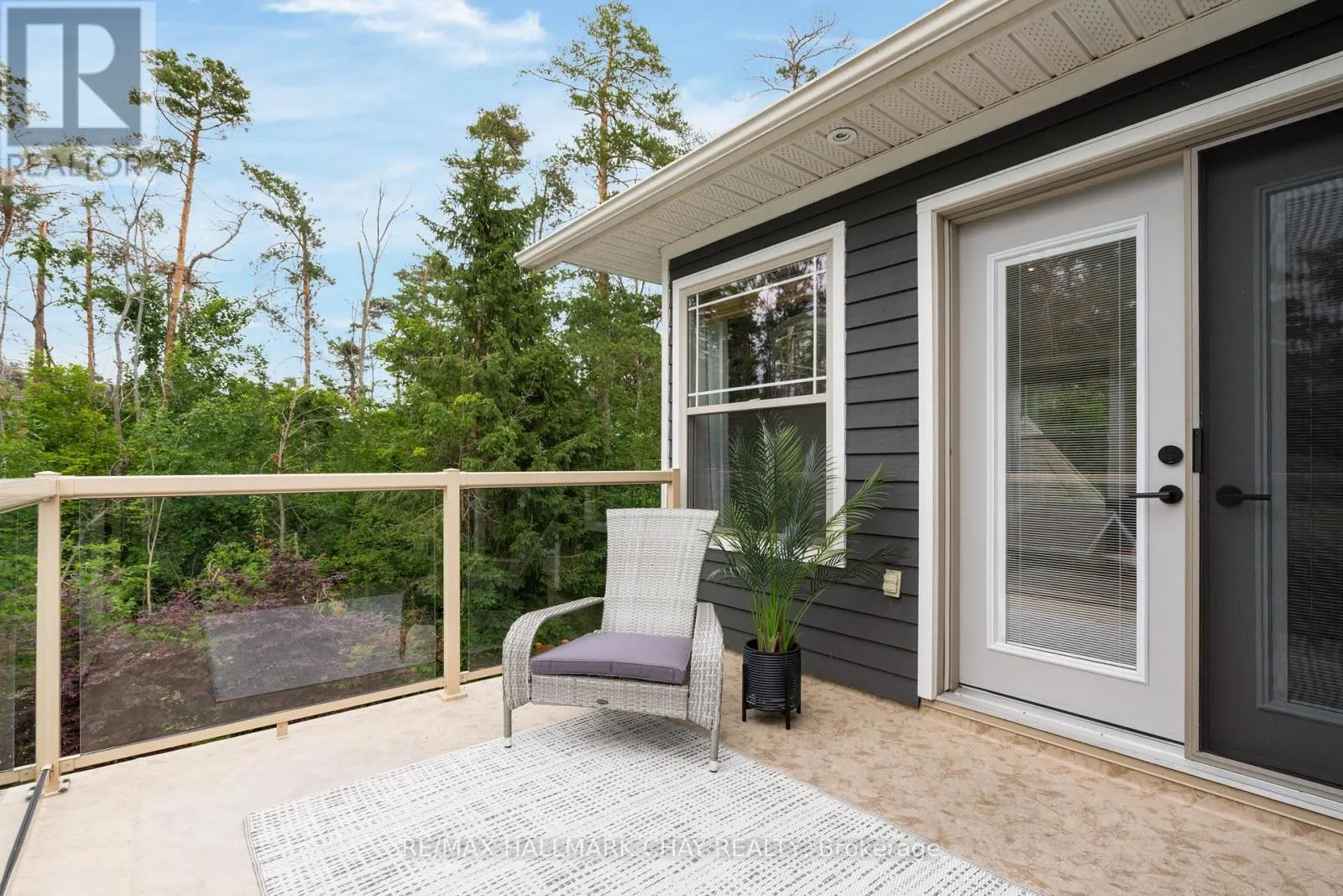 146 LAKESHORE ROAD W
