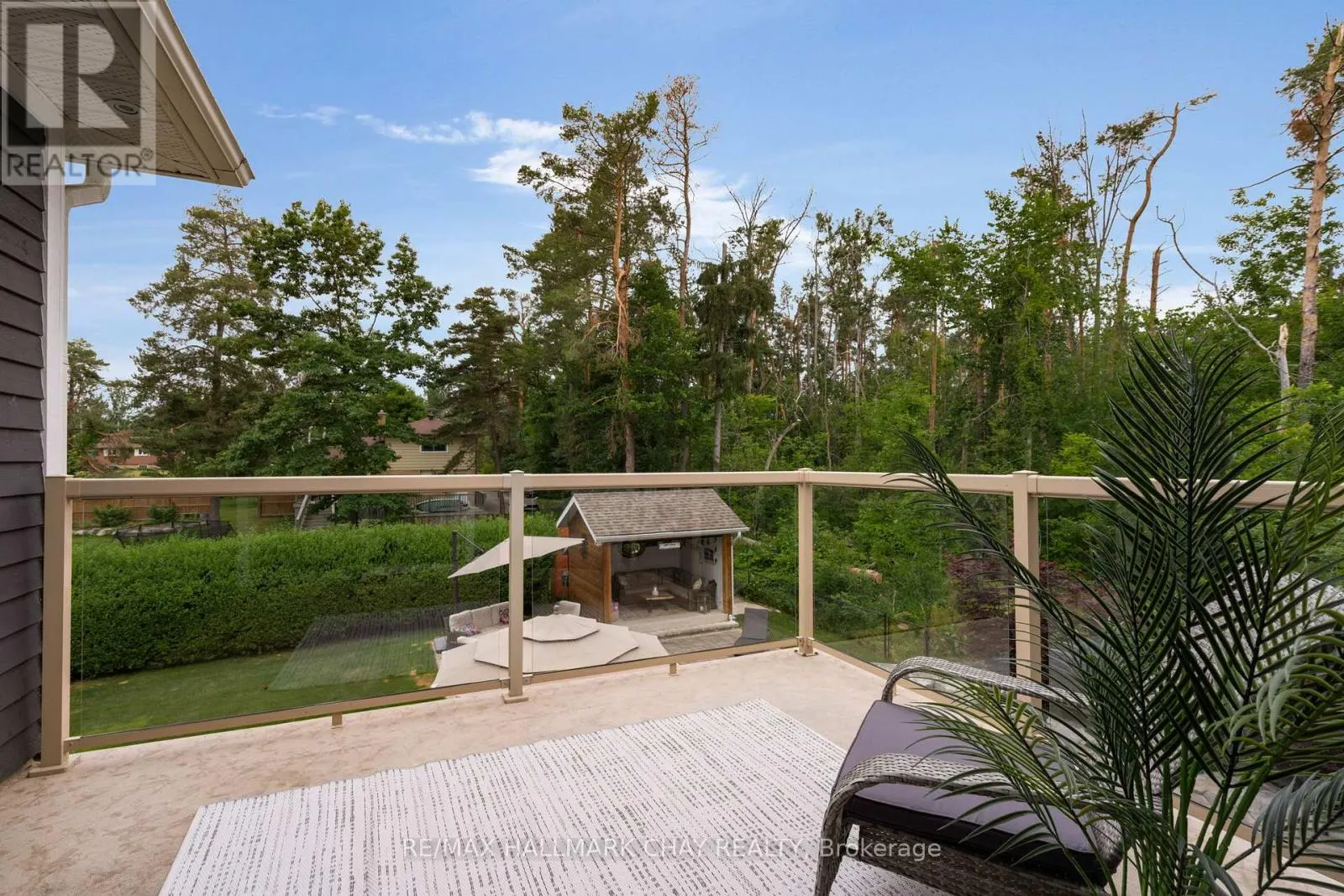 146 LAKESHORE ROAD W