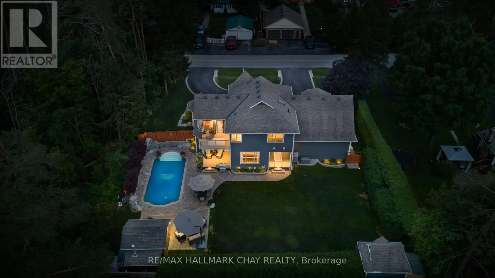 146 LAKESHORE ROAD W