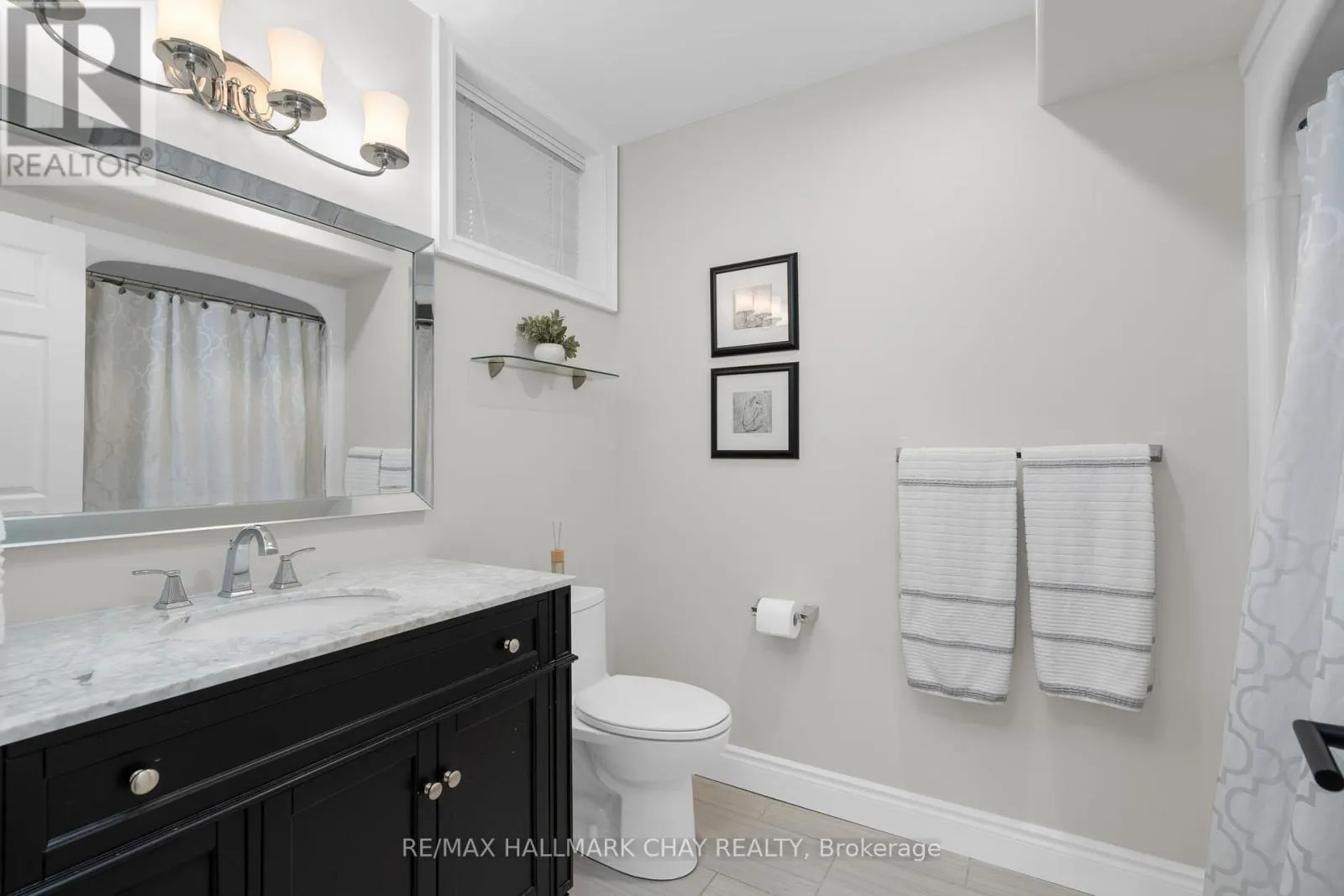 146 LAKESHORE ROAD W