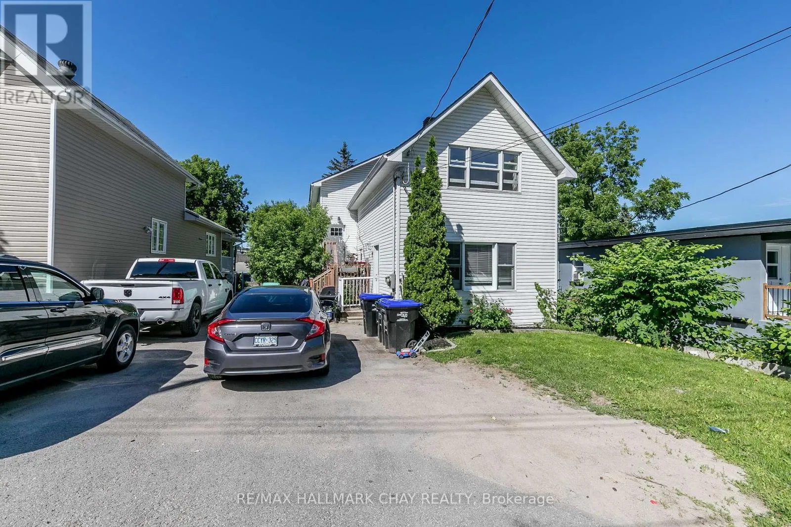 226 QUEEN STREET