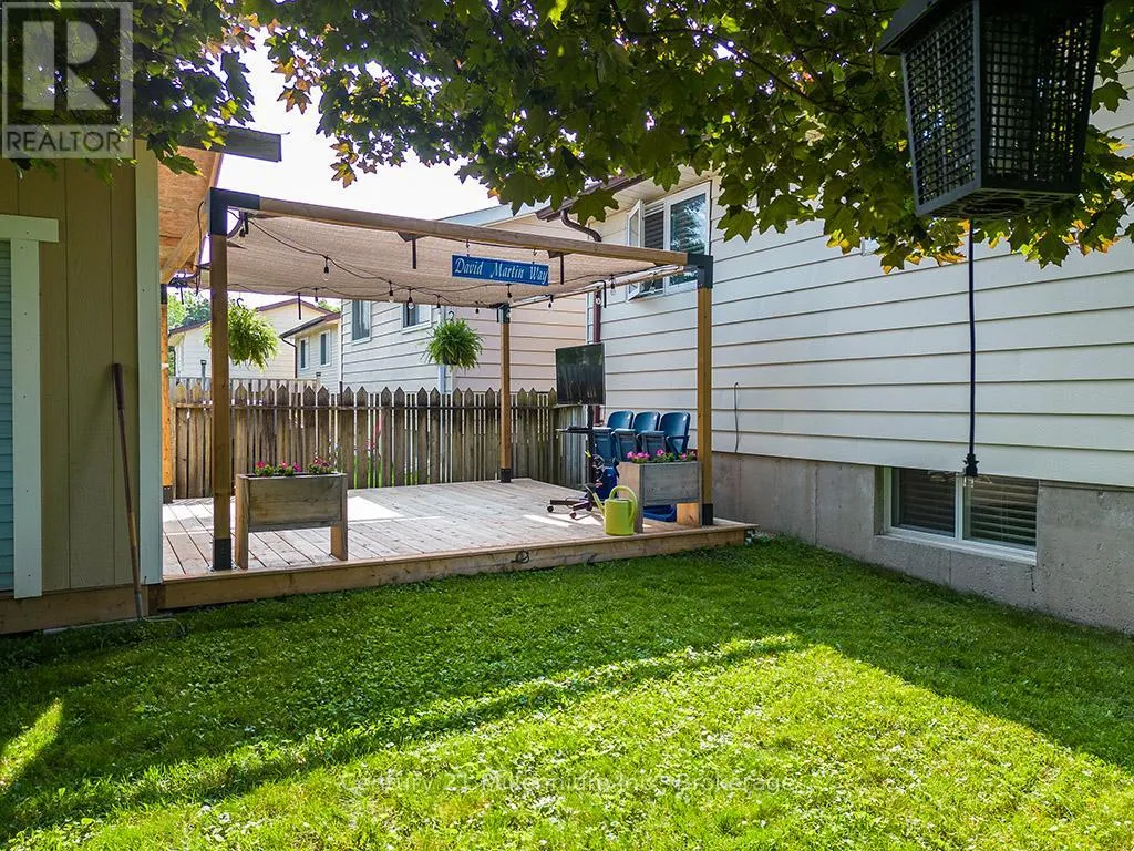 20 LESLIE DRIVE