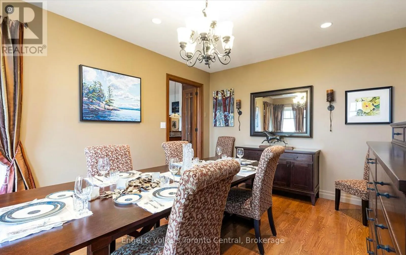 19 GEORGIAN MANOR DRIVE