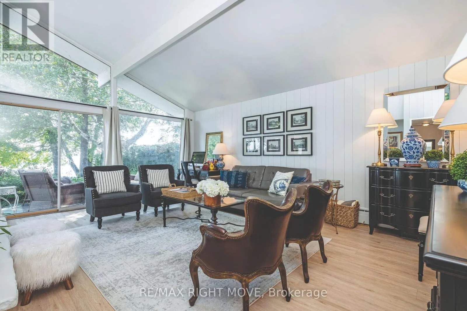 18 MAPLE DRIVE