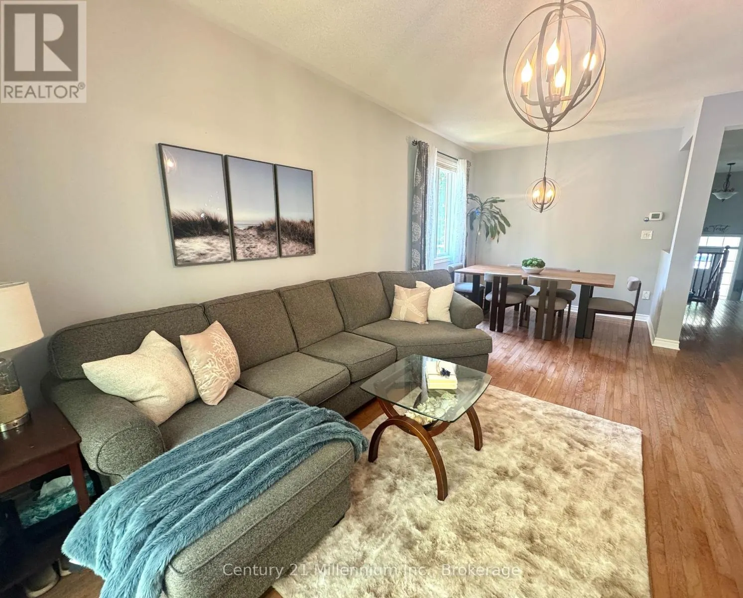 7 SPARROW LANE